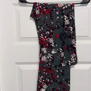 LuLaRoe Floral Leggings - Red, Black, White